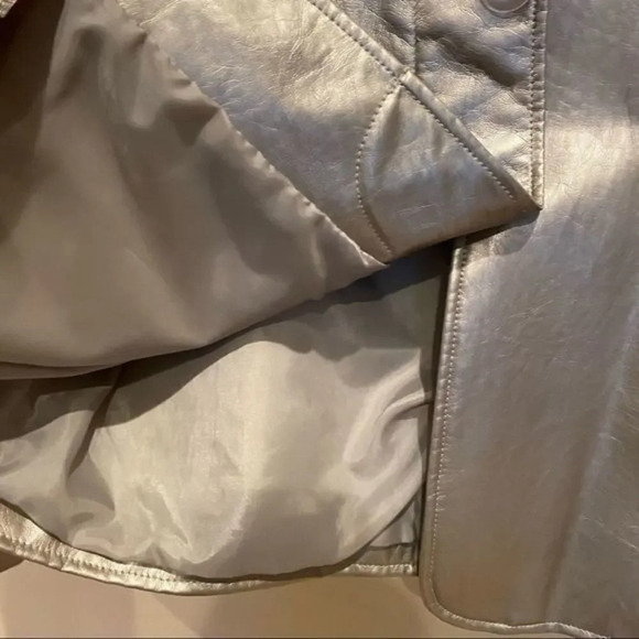 COPY - Jaclyn Smith faux leather metallic silver jacket - Picture 4 of 9